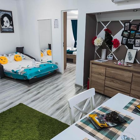 Comfortable Apartment University Square บูคาเรสต์ ภายนอก รูปภาพ